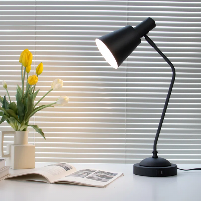 Dimmable Table Lamp with Usb and Touch Control - Image 4